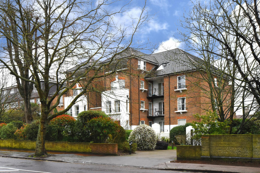 2 bedroom apartment for rent in Wooderson Court, 55 Rectory Road, Beckenham, Kent, BR3