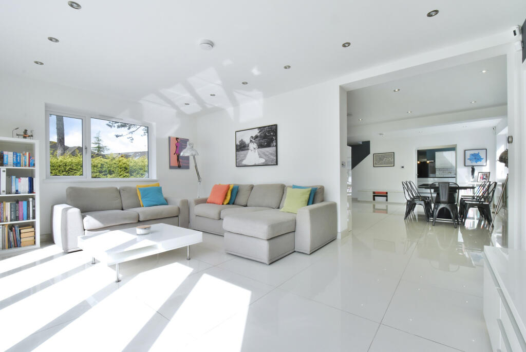 Additional property image - Southborough Road, Bromley