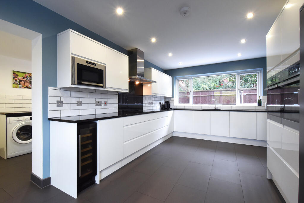 Additional property image - Southborough Road, Bromley