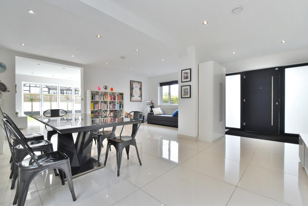 Additional property image - Southborough Road, Bromley