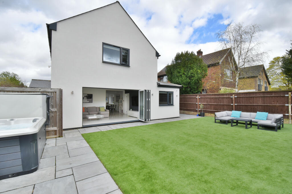 Additional property image - Southborough Road, Bromley