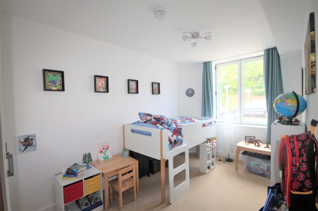 Additional property image - Knoll Rise, Orpington