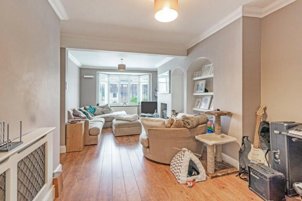 3 bedroom semidetached house for sale in Road, Tunbridge