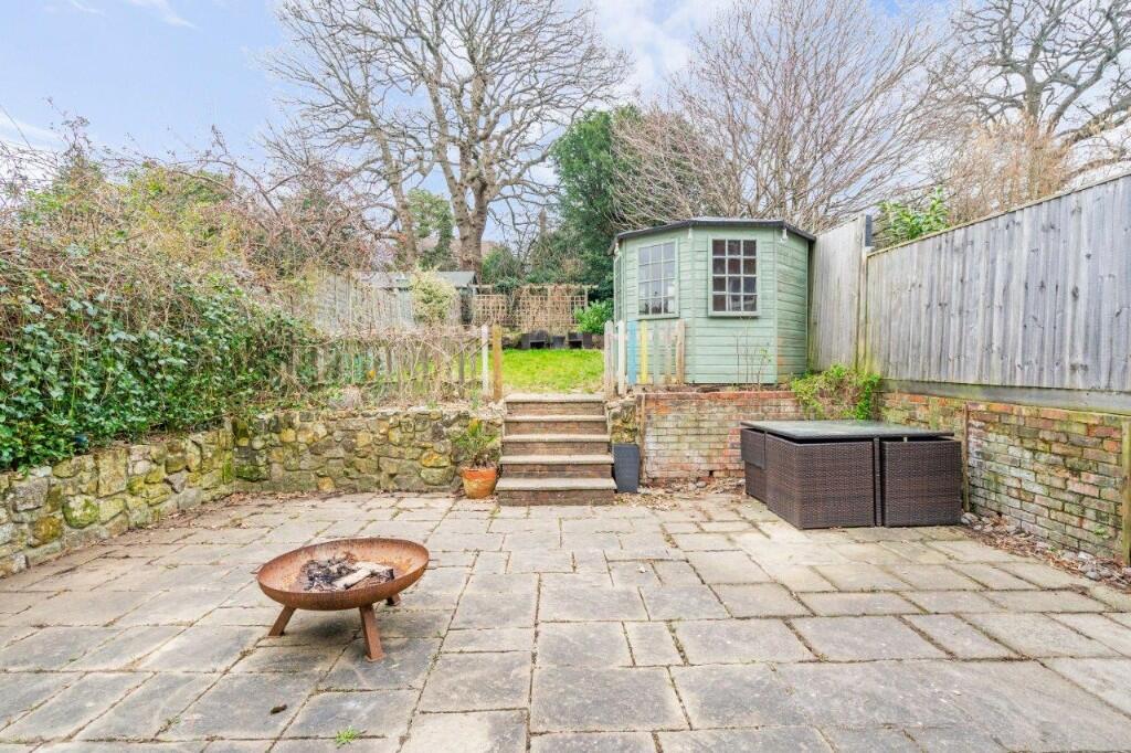 3 bedroom semidetached house for sale in Road, Tunbridge