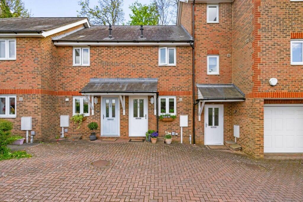1 bedroom terraced house for sale in Sandhurst Road, Tunbridge Wells