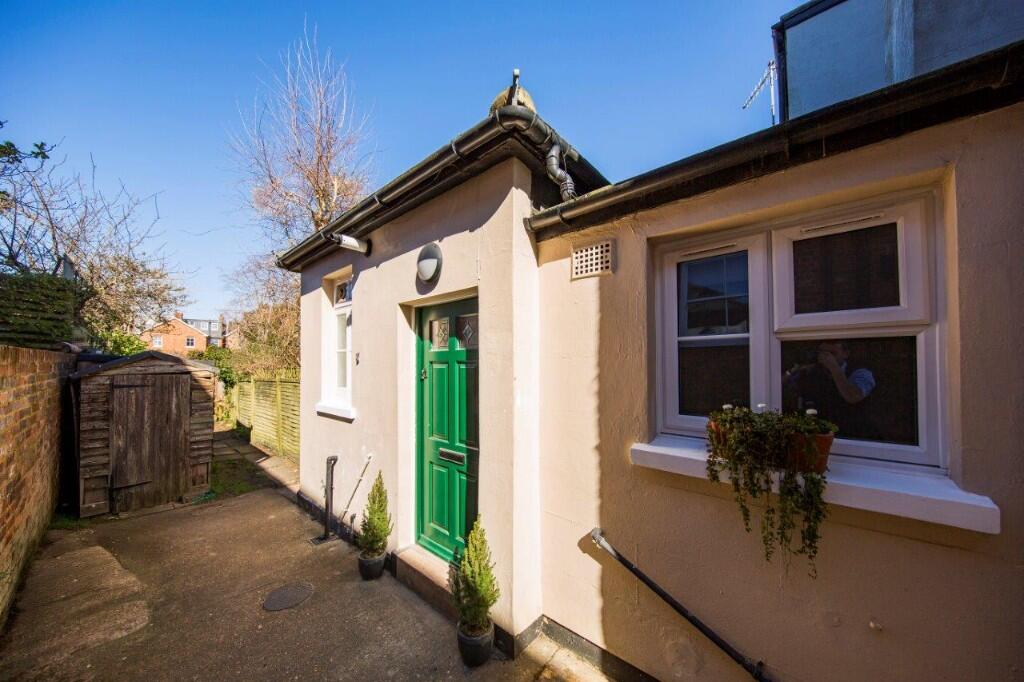Main image of property: Queens Road, Tunbridge Wells, Kent, TN4