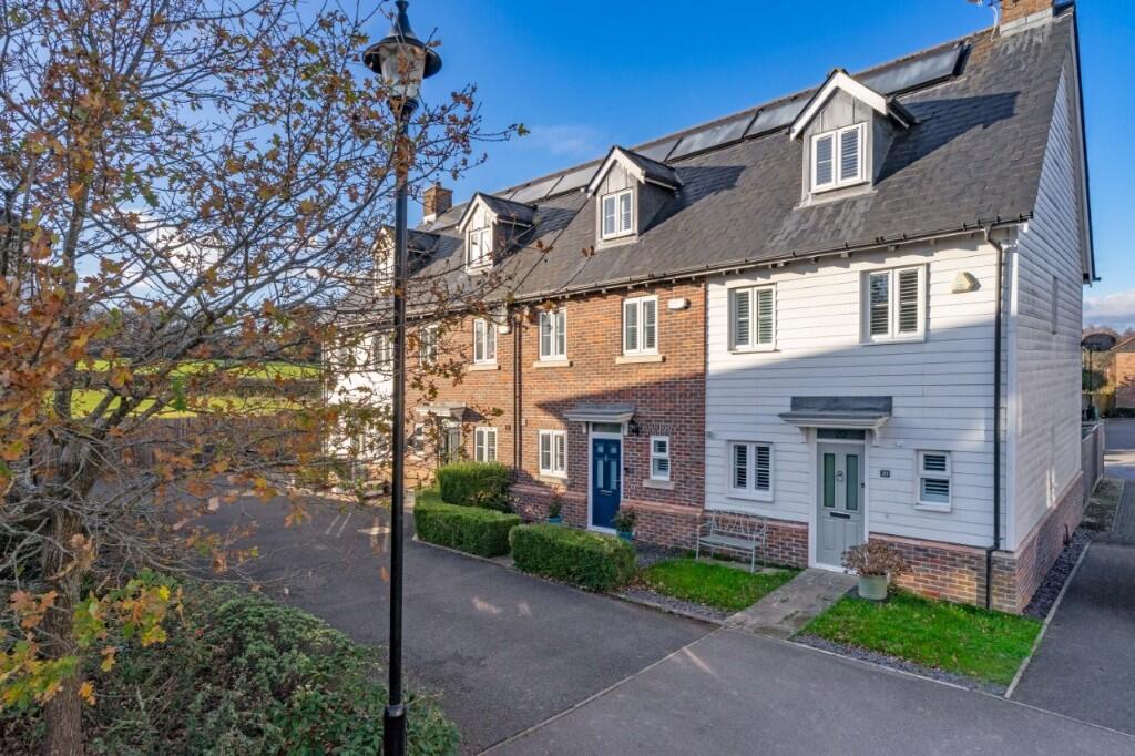 Main image of property: Broomfield, TN3