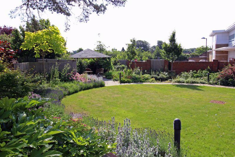 Additional property image - Limpsfield Road, South Croydon