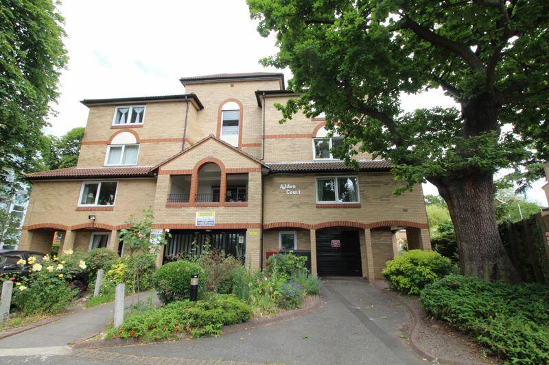 1 bedroom retirement property for sale in Fairfield Path, Croydon, CR0