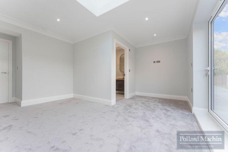Additional property image - Hartley Hill, Purley