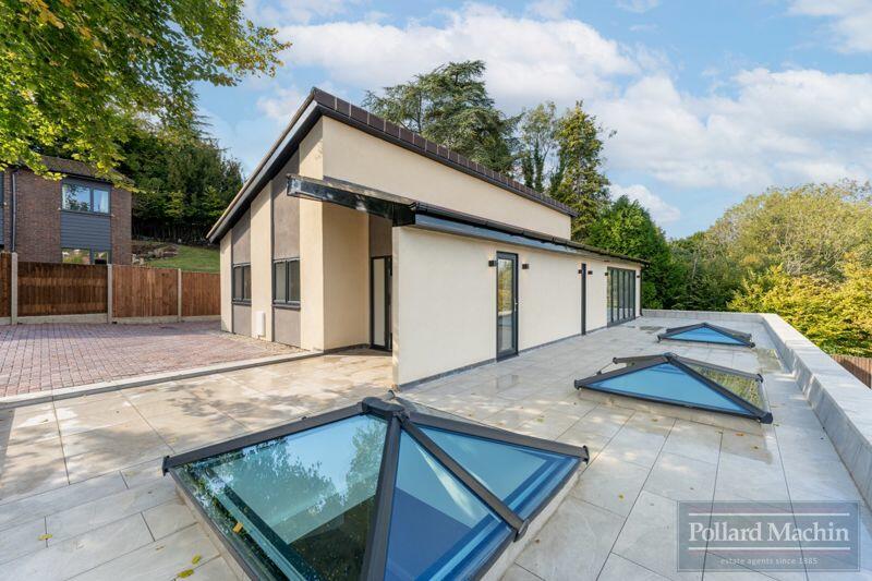 Additional property image - Hartley Hill, Purley