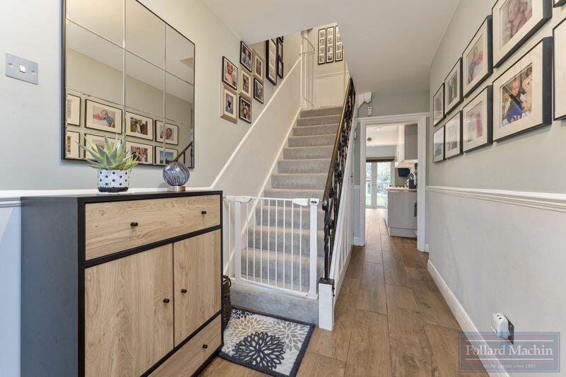 Additional property image - Hillcrest Road, Whyteleafe