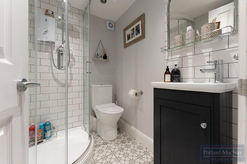 Additional property image - Hillcrest Road, Whyteleafe