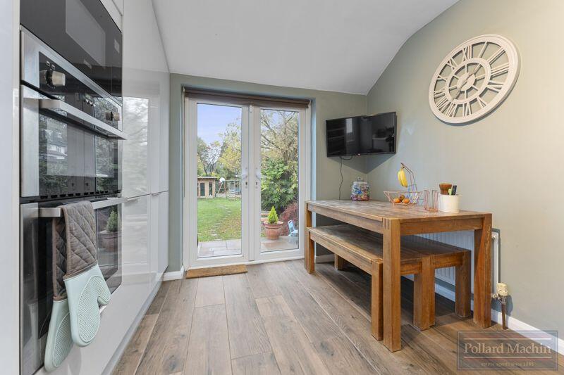 Additional property image - Hillcrest Road, Whyteleafe