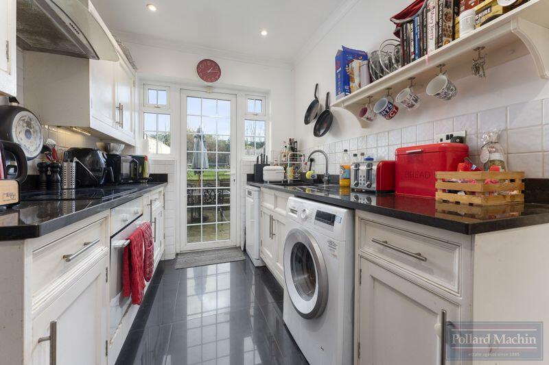 Additional property image - Bynes Road, South Croydon