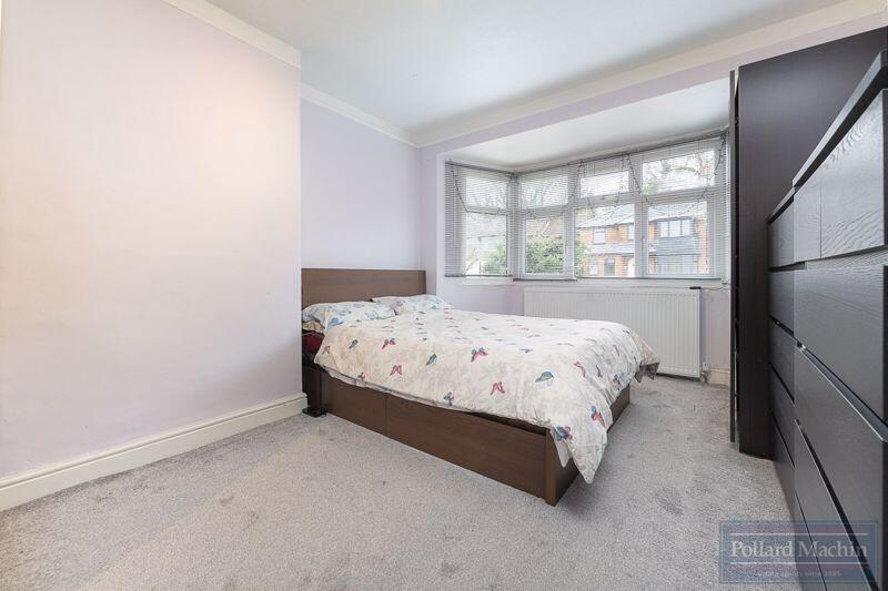 Additional property image - Ingleboro Drive, Riddlesdown