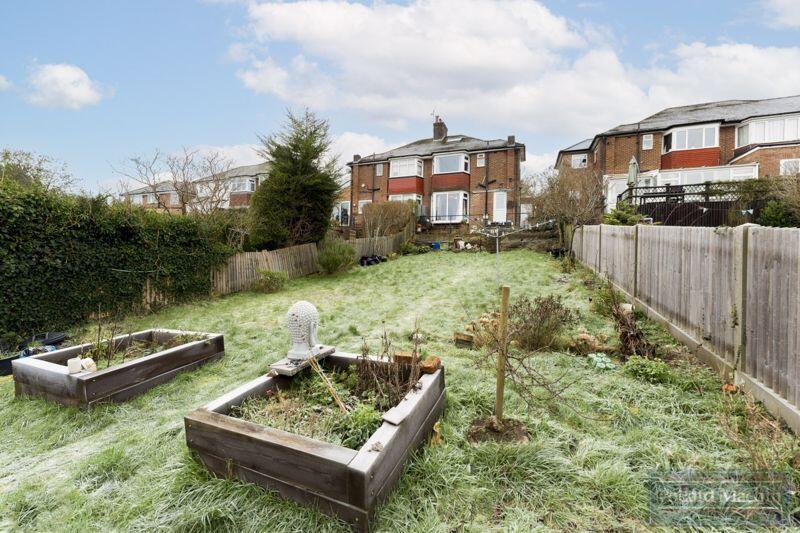 Additional property image - Ingleboro Drive, Riddlesdown