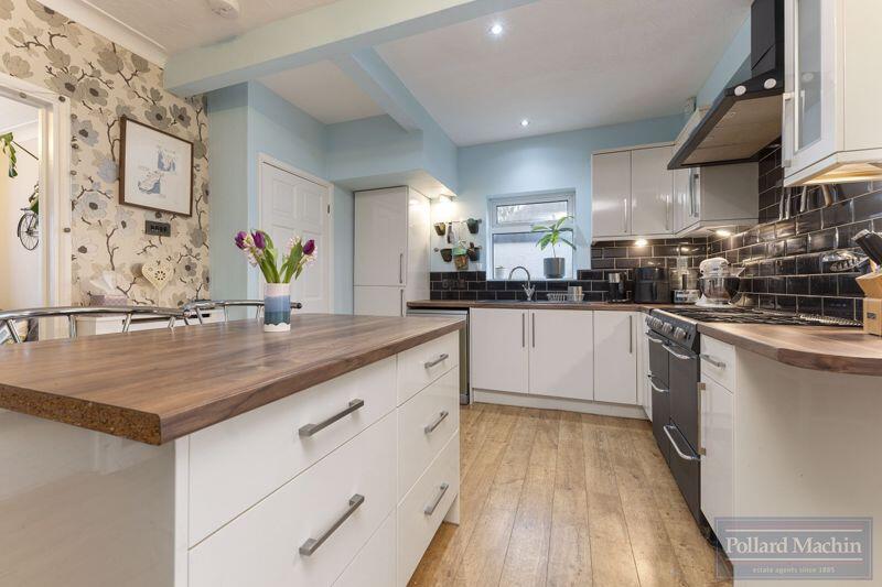 Additional property image - Trenham Drive, Warlingham, Surrey