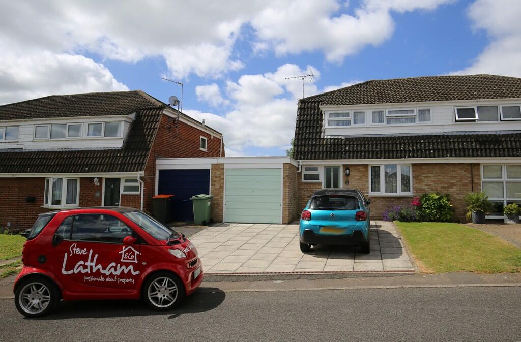 Main image of property: Bideford Green, Linslade, Leighton Buzzard, Bedfordshire