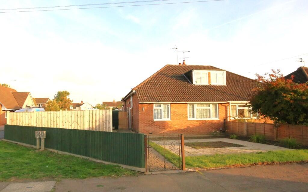 Main image of property: Clipstone Crescent, Leighton Buzzard, Bedfordshire