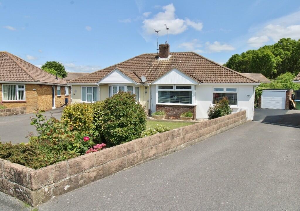 2 bedroom semi-detached bungalow for sale in Queens Crescent ...