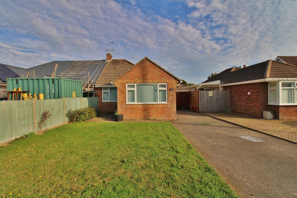 Main image of property: Cottes Way, Hill Head