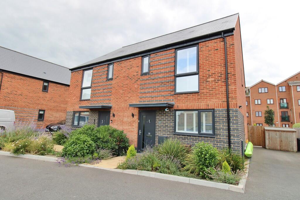 Main image of property: Ocean Road, Lee-on-the-Solent