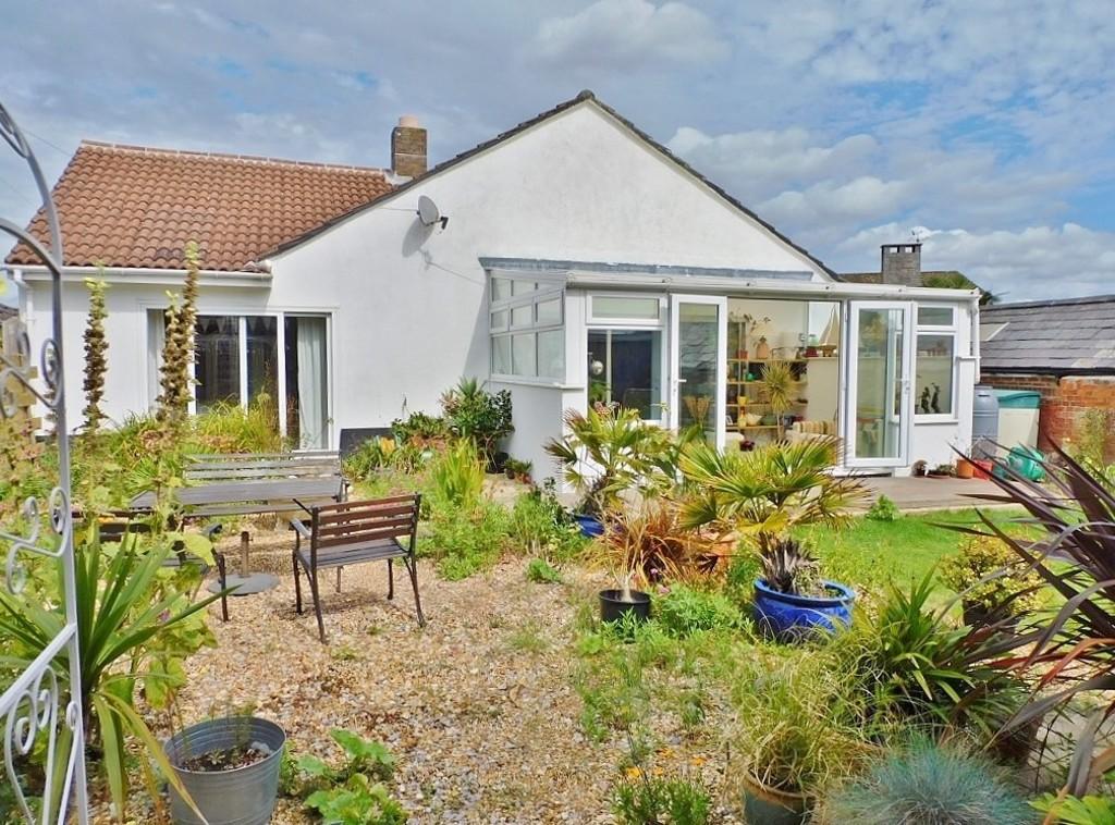 3 bedroom detached bungalow for sale in Hill Head Road, Hill Head, PO14