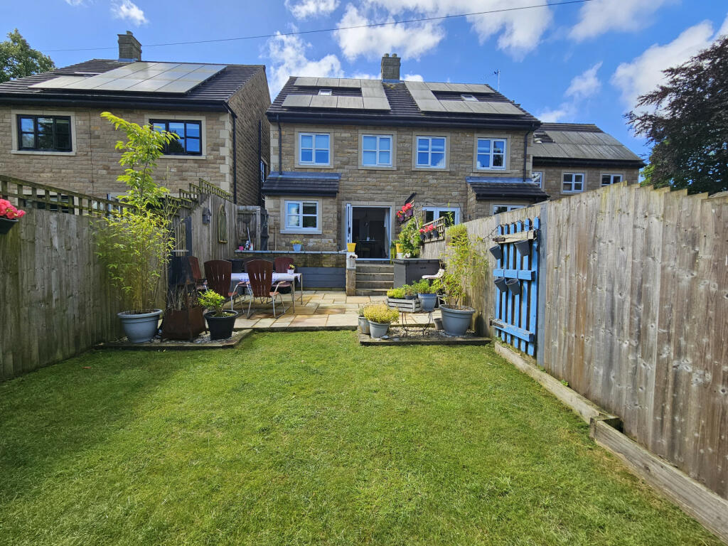 4 bedroom semidetached house for sale in Longridge Road, Chipping, PR3