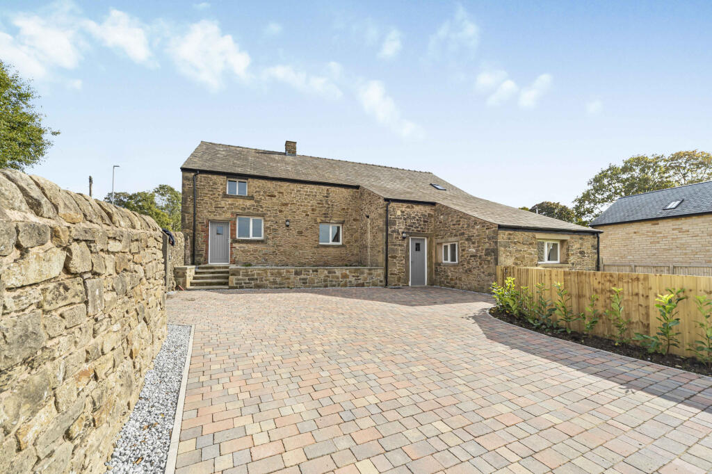 Main image of property: Chapel Hill,  Longridge, PR3