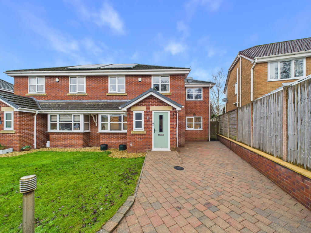 Main image of property: Aylesbury Court,  Grimsargh, PR2