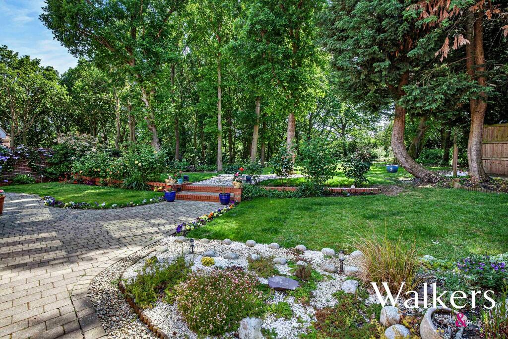 Additional property image - Woodland Way, Edney Common