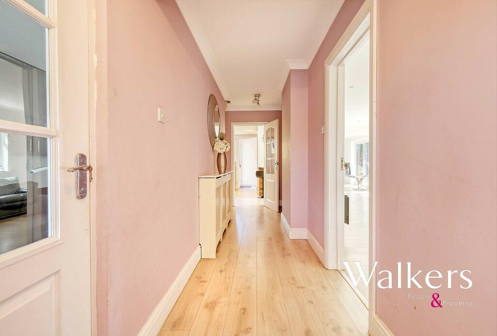 Additional property image - The Paddocks, Ingatestone