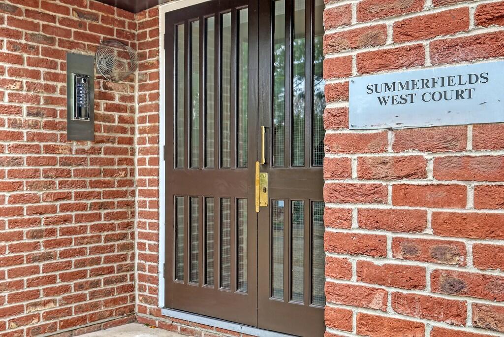 Additional property image - West Court, Summerfields, Ingatestone