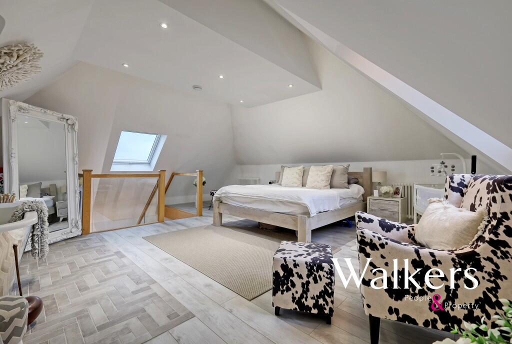 Additional property image - Rosslyn Road, Billericay