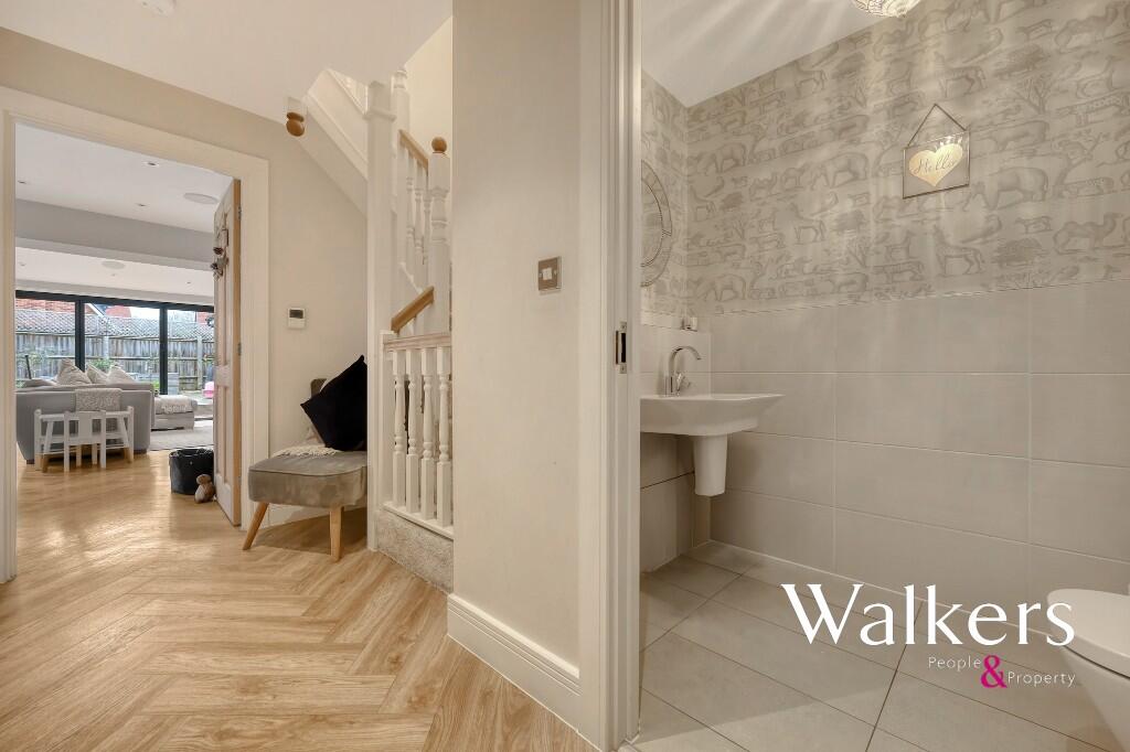 Additional property image - Sycamore Close, Great Warley, Brentwood
