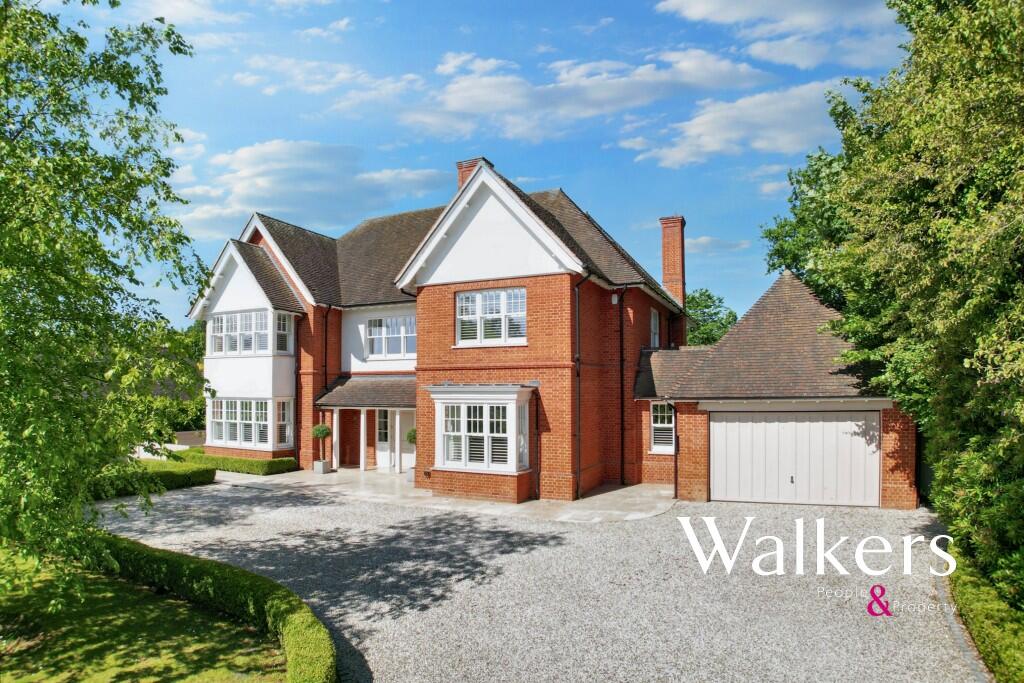 Main image of property: Hillwood Grove, Hutton Mount, Brentwood