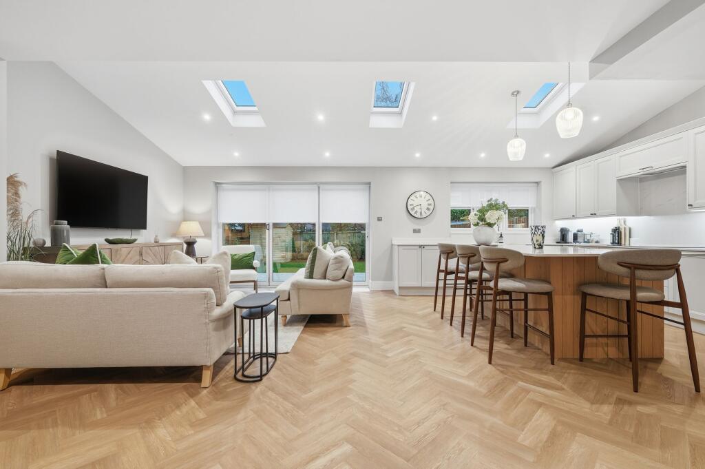 Main image of property: The Paddocks, Ingatestone