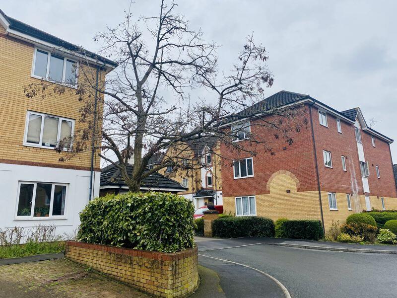 2 bedroom flat for rent in Butlers Close, Bristol, BS5