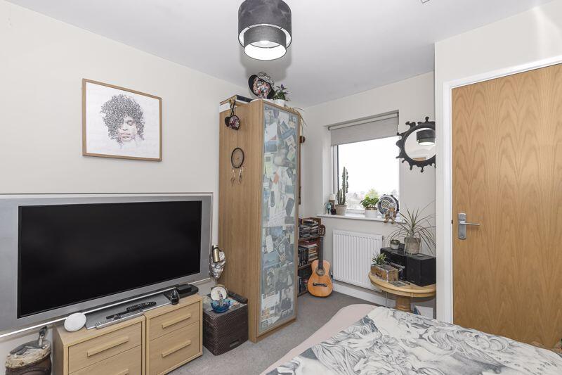 Additional property image - Two Mile Hill Road, Bristol