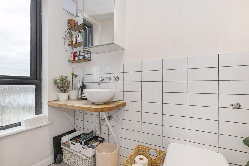 Additional property image - Hammersmith Road, St George