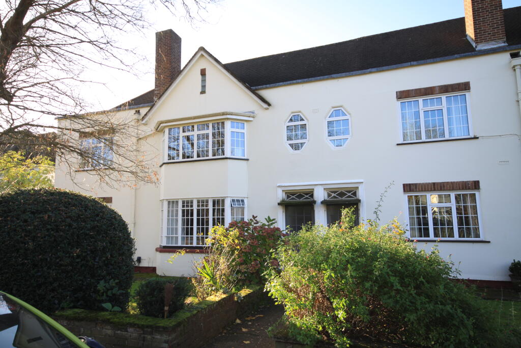 Main image of property: Lock Chase
