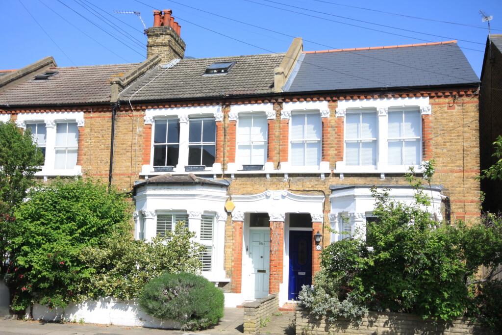 Main image of property: Effingham Road