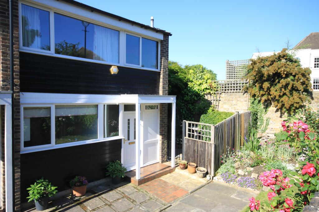 Main image of property: Lee Park