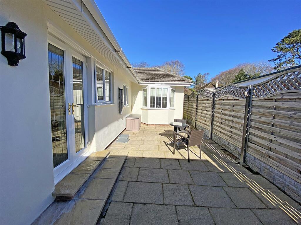 3 bedroom bungalow for sale in Wicks Lane, Formby, Liverpool, L37