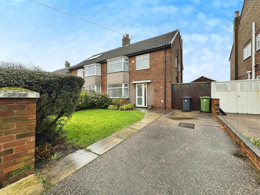 5 bedroom semidetached house for sale in St. Michaels Road, Crosby