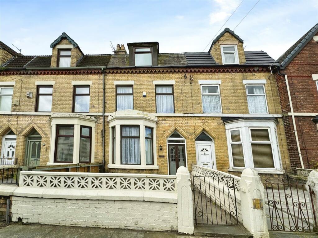 3 bedroom terraced house for sale in Lyra Road, Waterloo, L22