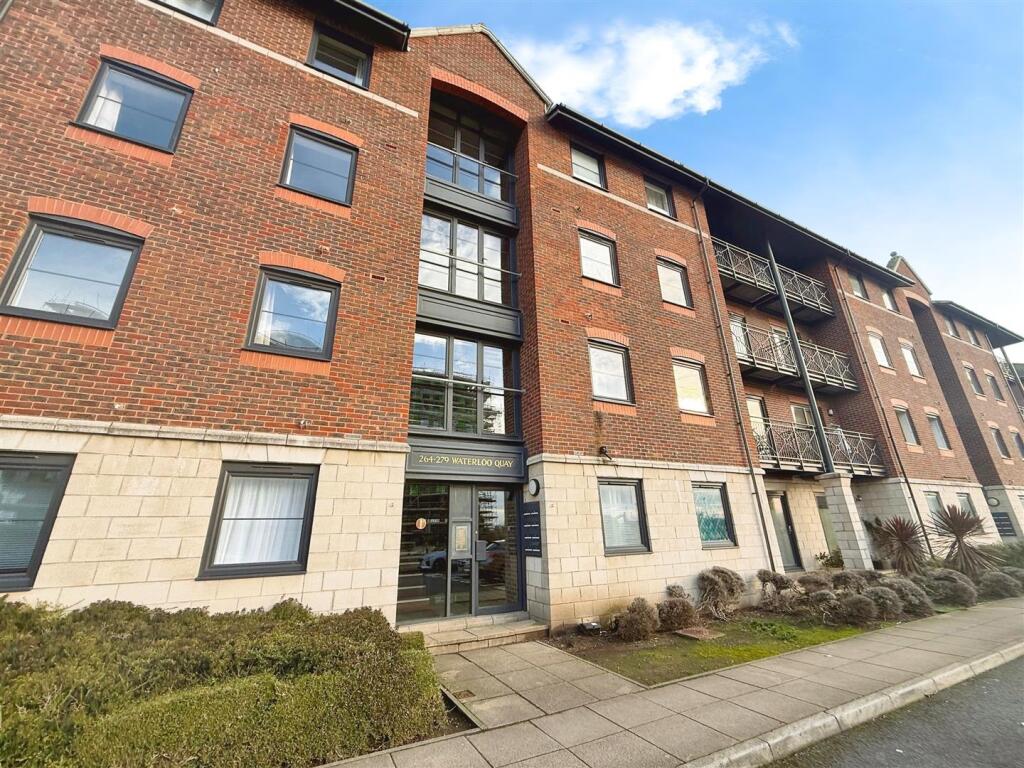 Main image of property: Waterloo Road, Liverpool