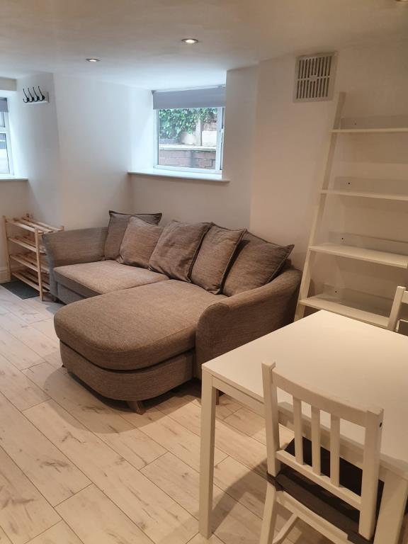 Main image of property: Old Broadway, Didsbury, Manchester, M20 3DH