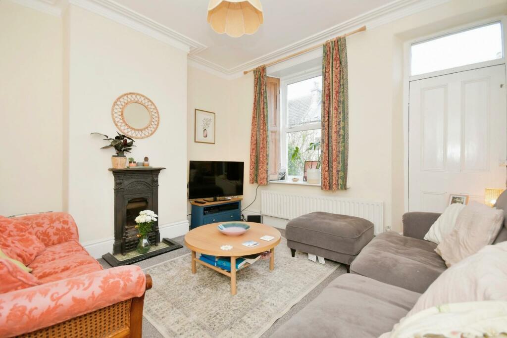 3 bedroom terraced house for sale in Walkley Crescent Road, Sheffield, S6